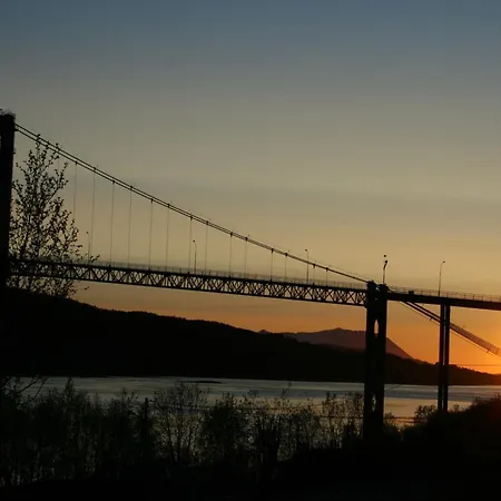 帖尔德孙布鲁瓦酒店 Skanland