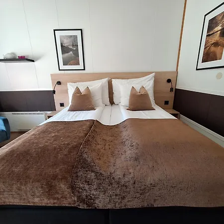 帖尔德孙布鲁瓦酒店 酒店 Skanland