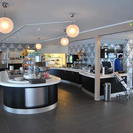 Hotel Tjeldsundbrua 3*