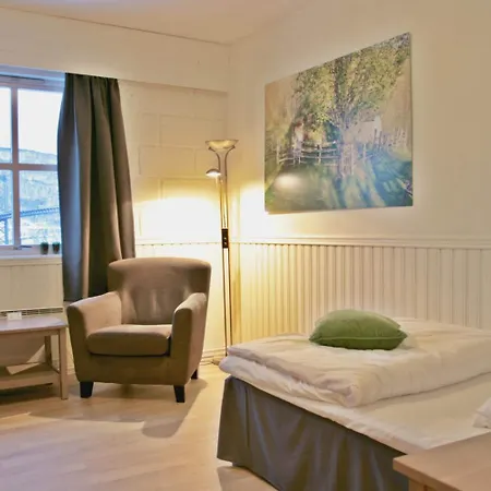 Hotel Tjeldsundbrua 3*