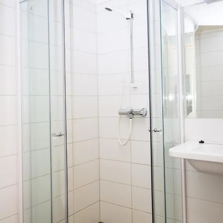 Tjeldsundbrua Hotel 3*