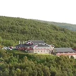 Tjeldsundbrua Szálloda Skanland